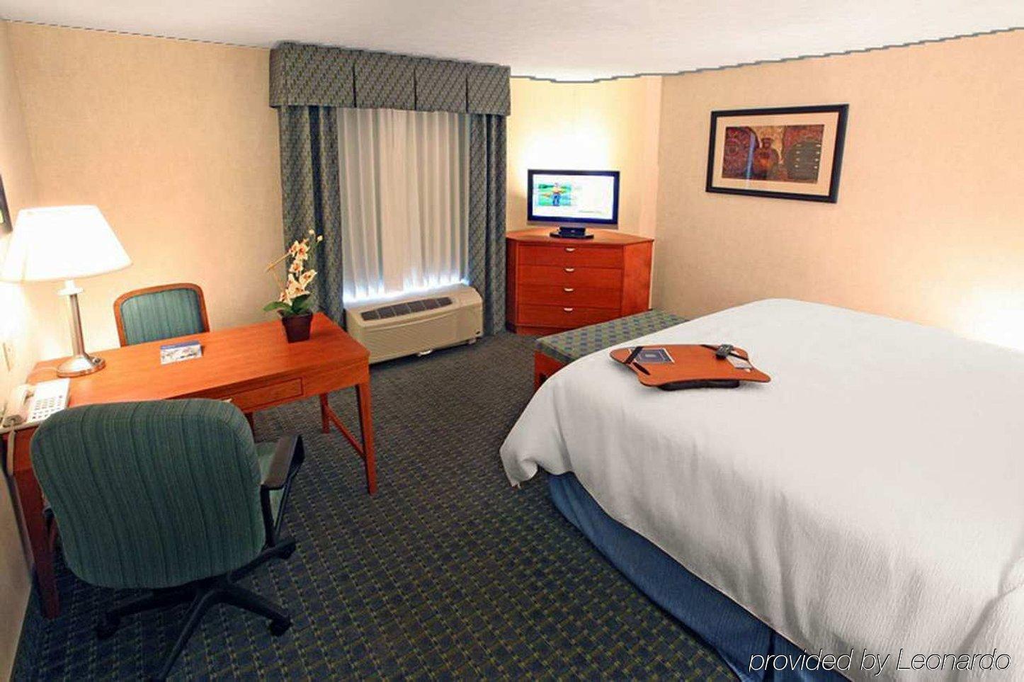 Hotel Hampton By Hilton Reynosa Zona Industrial Habitación foto